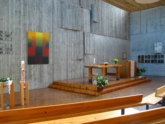 Ausstellungsansicht: „Auf-erstanden“, Heiliggeistkirche Kirchzarten, Johanneskirche Merzhausen, Kapelle der Psychiatrie · 2006